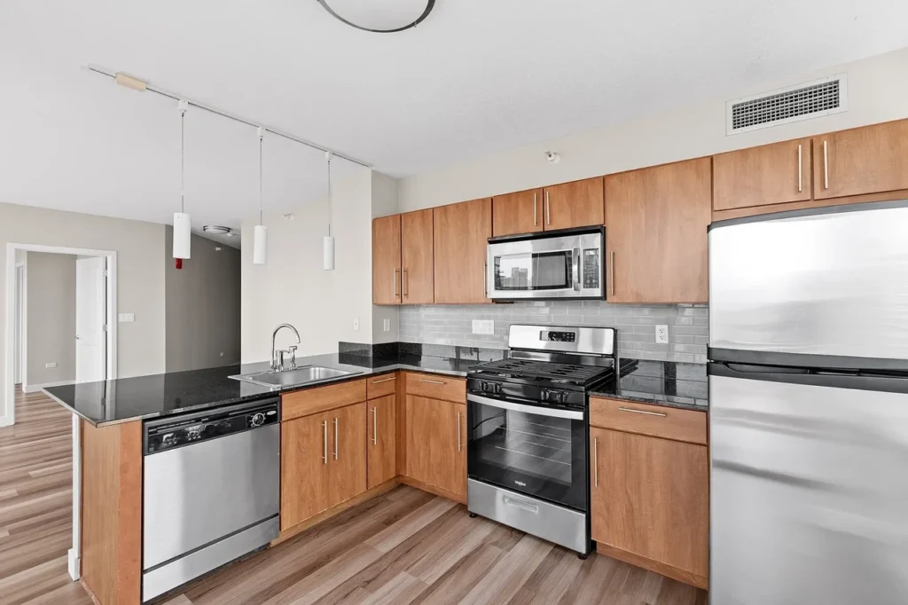 Now-Renting-River-North-Luxury-1-Bedroom-Apartment-in-Chicagos-downtown-area.