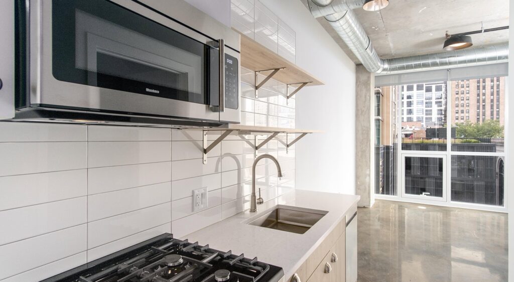 Bush Temple downtown Chicago apartments for rent near River North