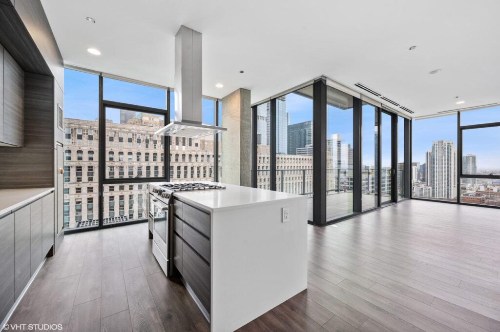 River North Luxury Apartments for Rent. Looking for luxury apartments for rent near River North downtown Chicago?