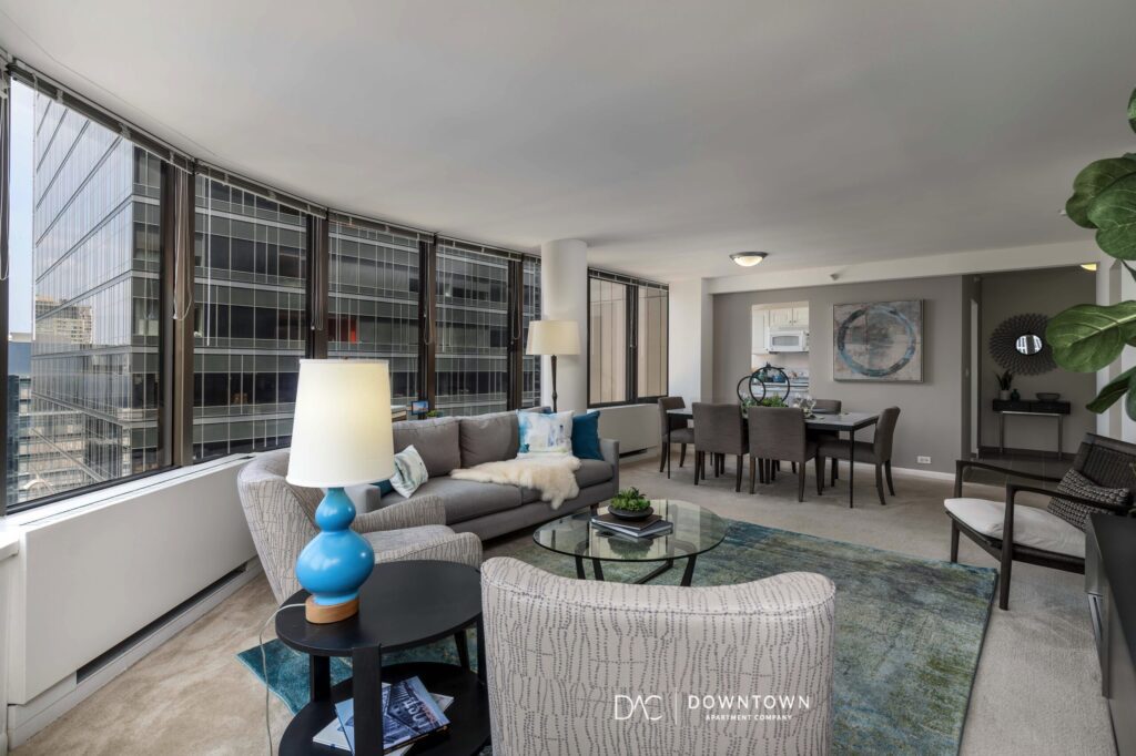 Looking for downtown Chicago apartments for rent near the Streeterville?