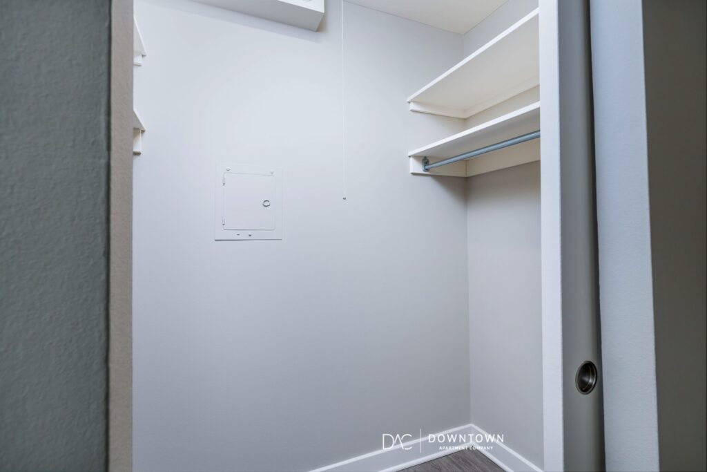 Looking for downtown Chicago apartments for rent near the Streeterville?