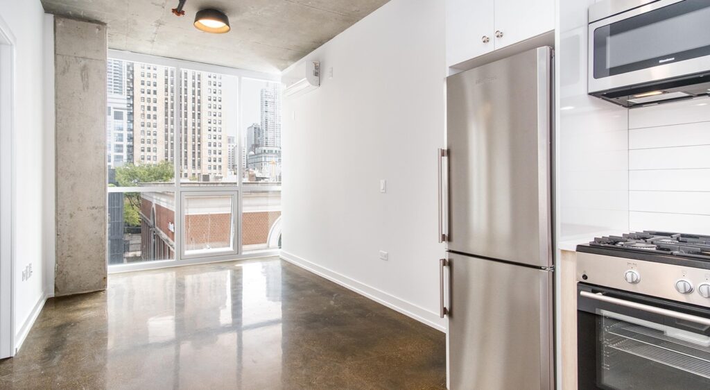 Bush Temple downtown Chicago apartments for rent near River North