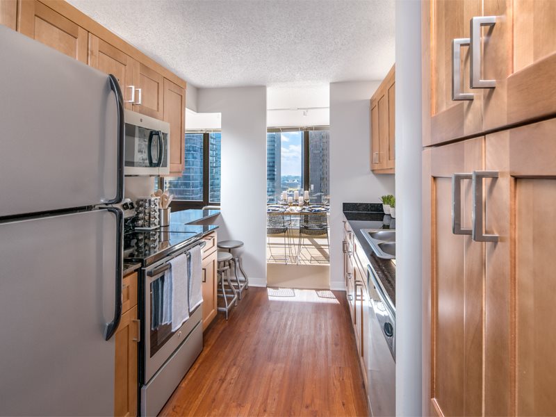 Now renting Fulton District luxury rentals in near downtown Chicago