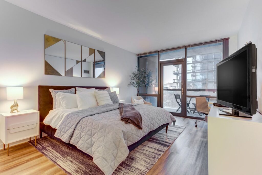 Now Leasing Lincoln Park Luxury Rentals