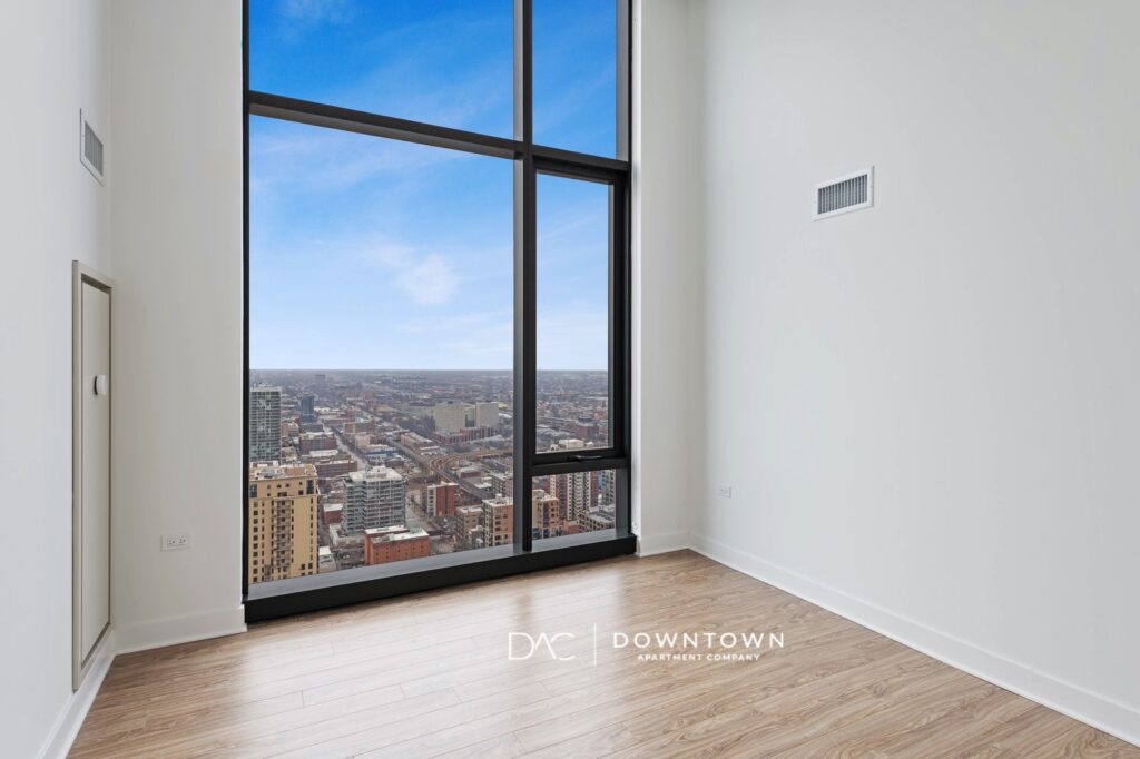 Now Renting, Luxury 3 Bedroom Apartment in Chicago's South Loop