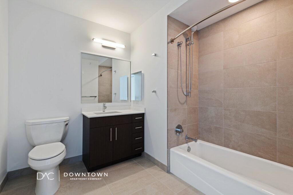 Now Renting, Luxury 3 Bedroom Apartment in Chicago's South Loop
