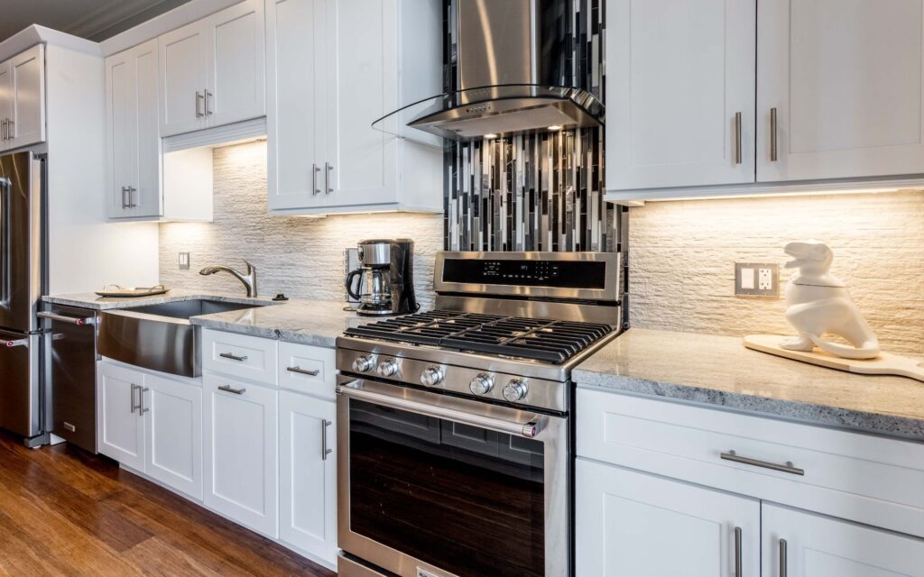 Now renting West Loop luxury rentals in near downtown Chicago