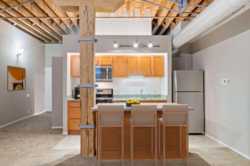 Looking to Rent a Luxury Convertible in the Old Town Neighborhood. Luxury Apartment in Cobbler Squared for rent. 12