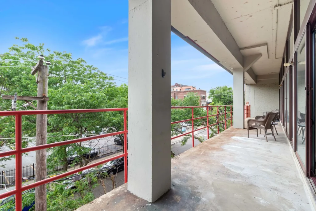 Looking to Rent a Luxury 2 Bedroom in the Old Town Neighborhood. Luxury Apartment in Cobbler Squared for rent. 33