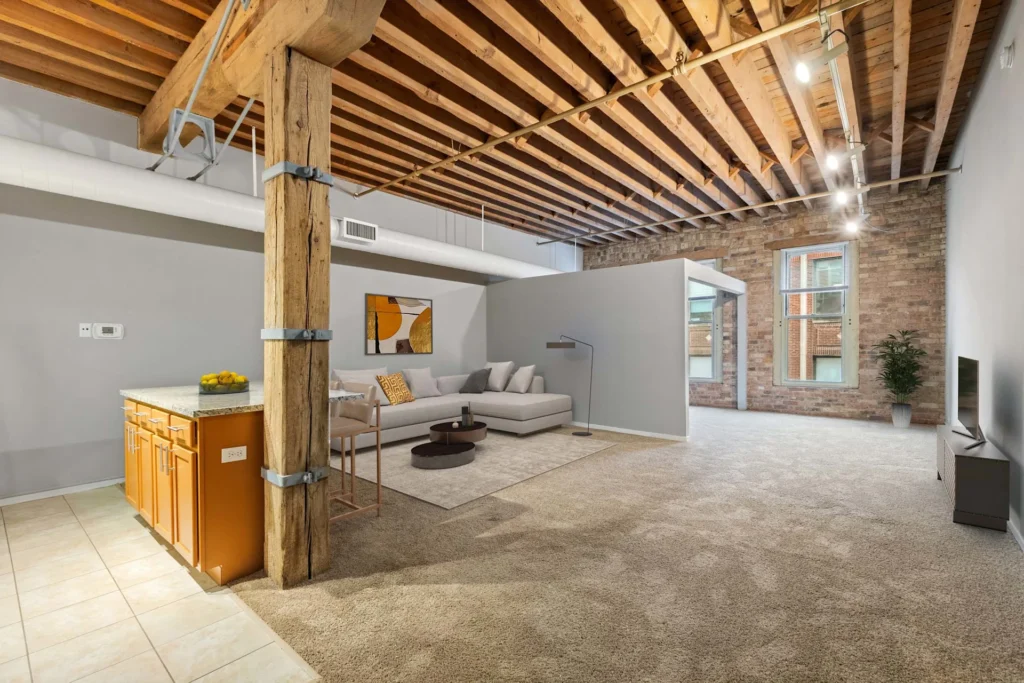 Looking to Rent a Luxury Convertible in the Old Town Neighborhood. Luxury Apartment in Cobbler Squared for rent. 10