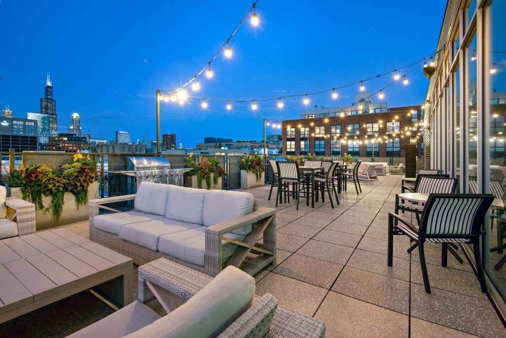 Now Renting, Luxury 2 bedroom Apartment in Chicago’s West Loop